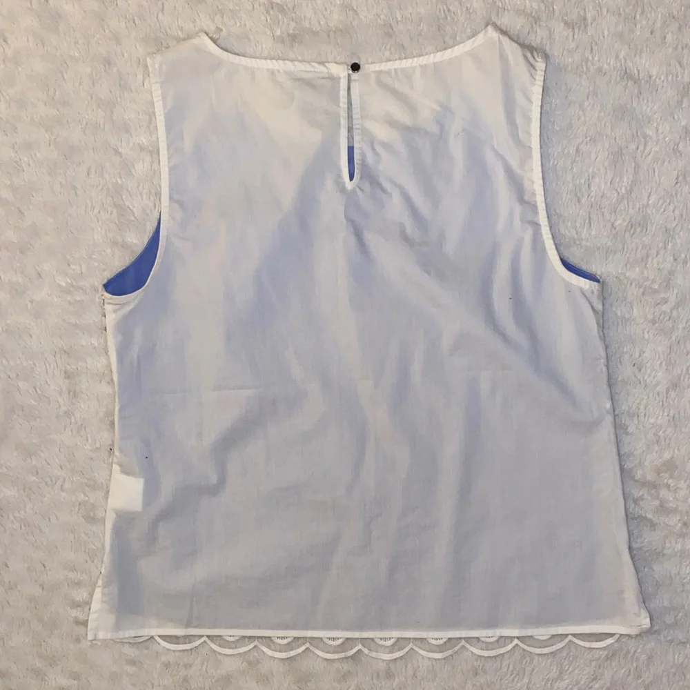 Ann Taylor Blue and White Circle Pattern Embroidered Sleeveless Blouse - Picture 5 of 7